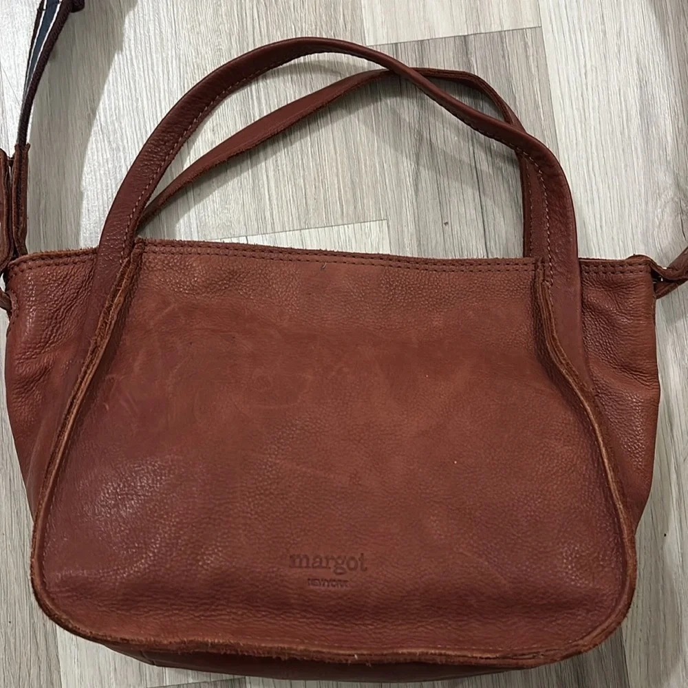 Margot Leather‎ Fiona Crossbody Tote. Brown leather - Picture 5 of 15